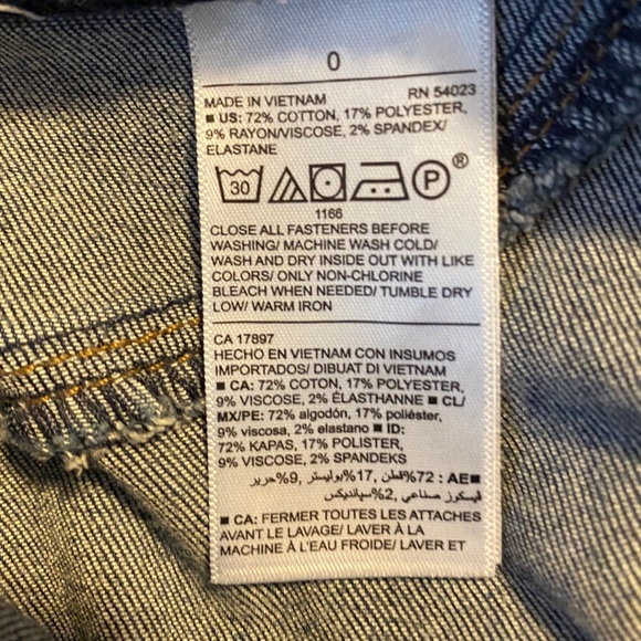 ON Rockstar Jegging Distressed Medium blue BNWOT - Picture 7 of 7